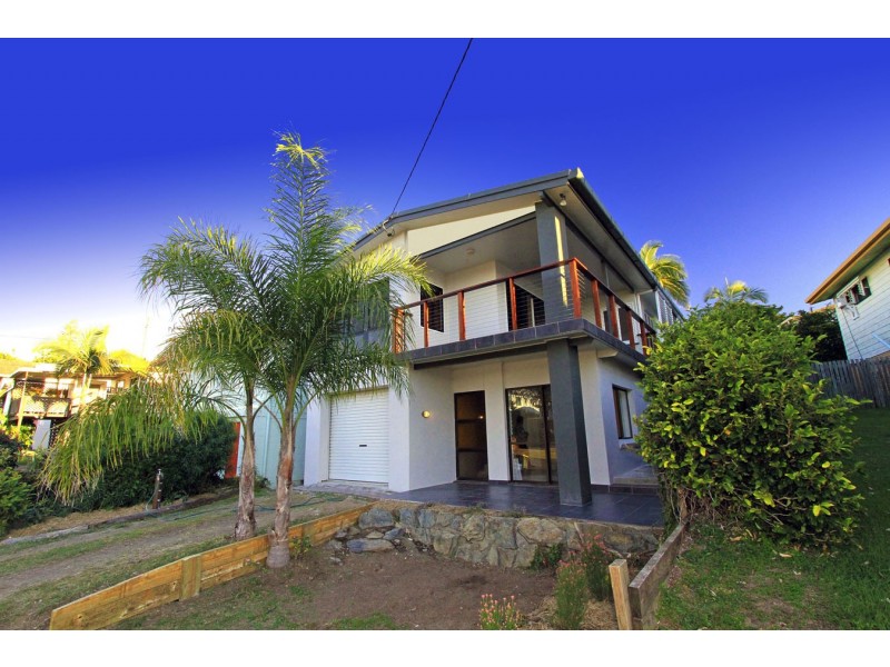 20 Ocean Parade, Cooee Bay QLD 4703