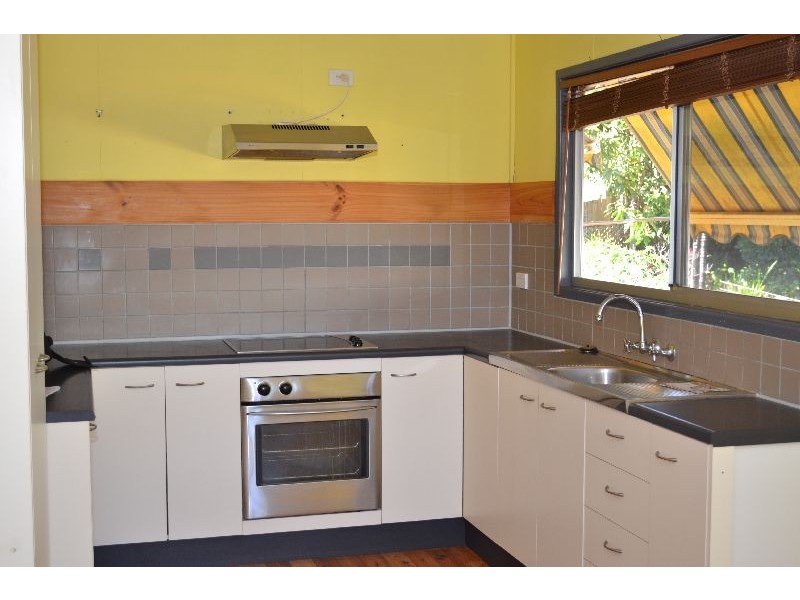 50 Dolphin Crescent, Yeppoon QLD 4703