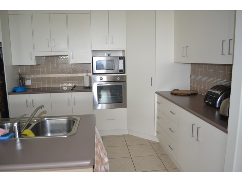 3 Brook Side Close, Yeppoon QLD 4703