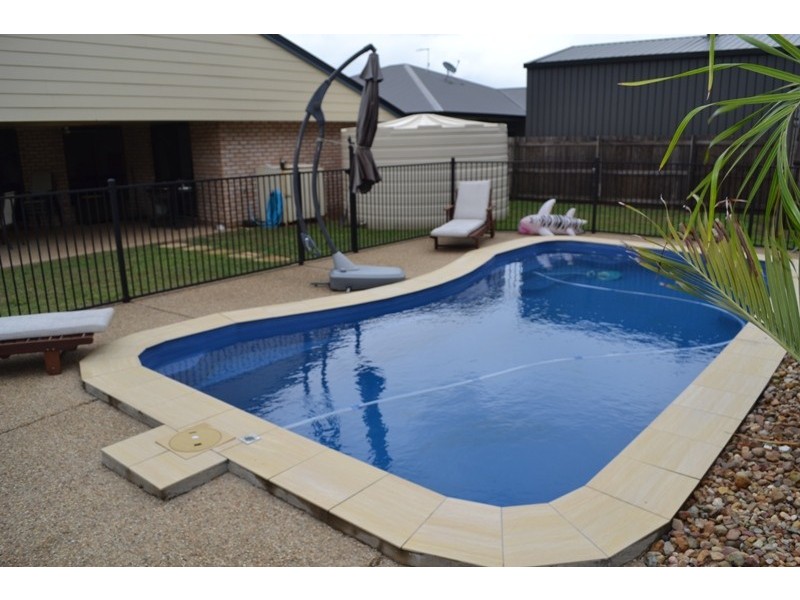 16 Saltwater Court, Mulambin QLD 4703