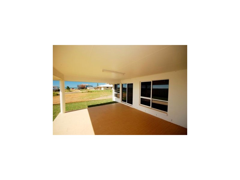 13 Barrington Court, Pacific Heights QLD 4703