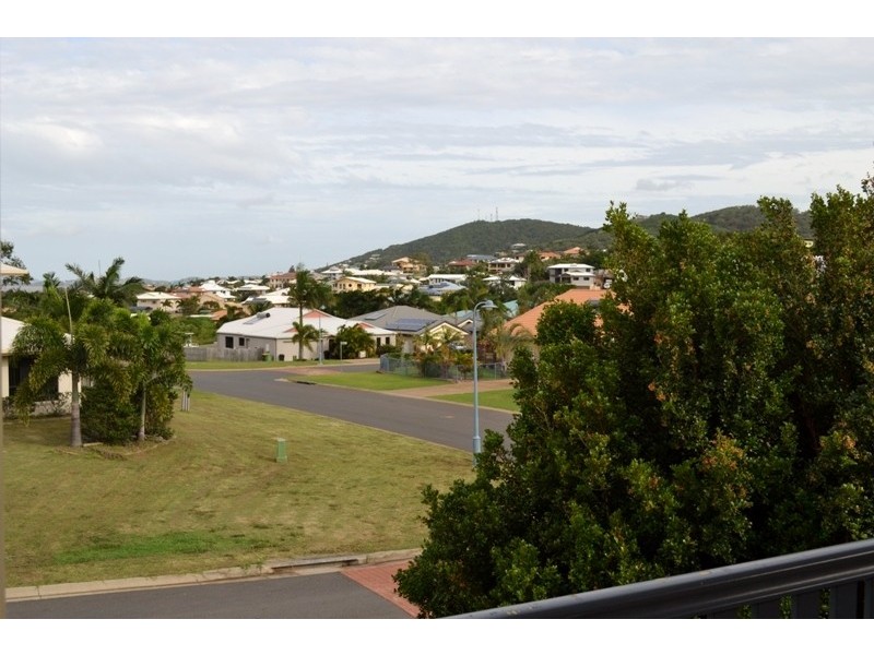 28 Armstrong Road, Pacific Heights QLD 4703