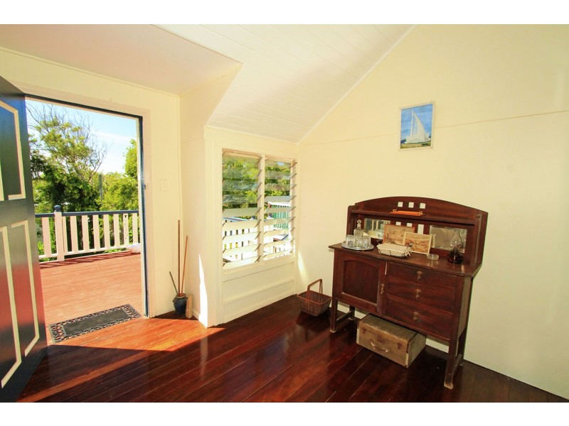 7 Phillip Street, Emu Park QLD 4710