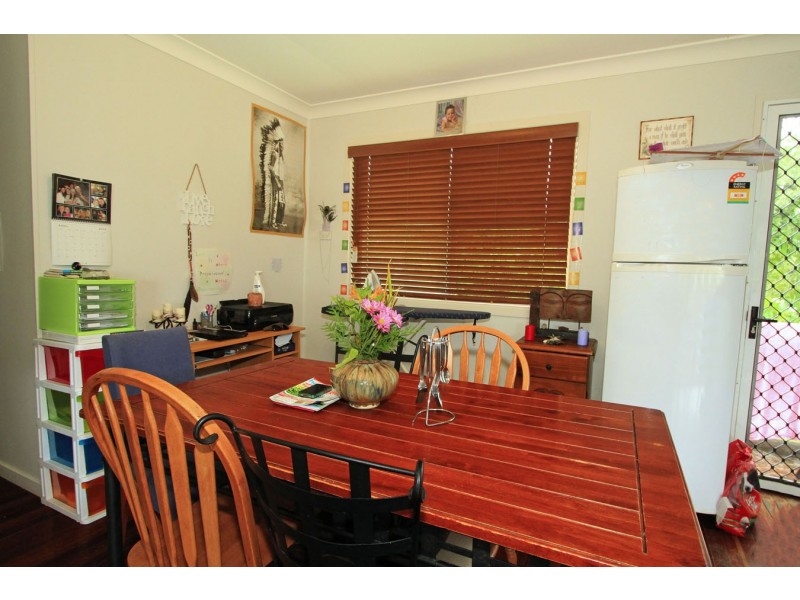 18 Cathne Street, Cooee Bay QLD 4703
