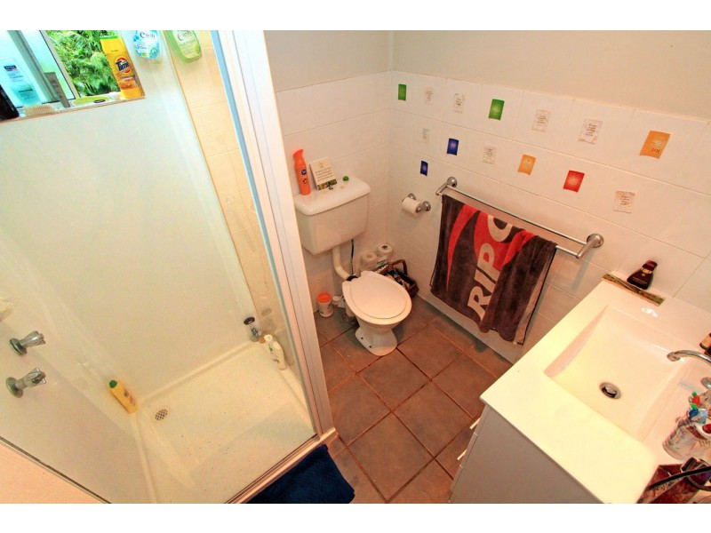 18 Cathne Street, Cooee Bay QLD 4703