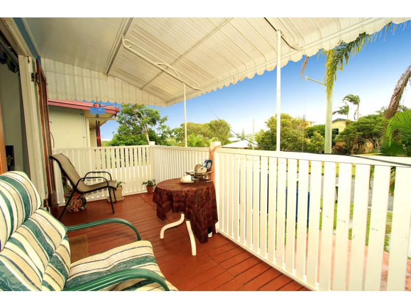 18 Cathne Street, Cooee Bay QLD 4703