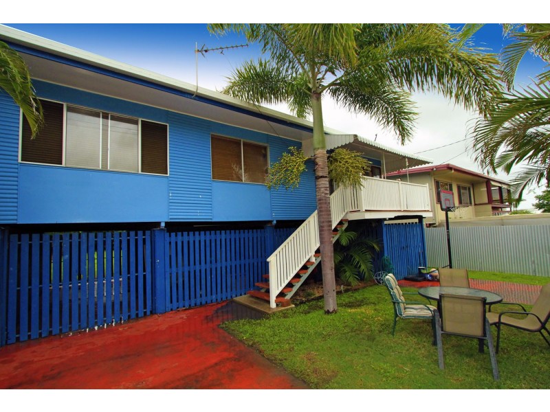 18 Cathne Street, Cooee Bay QLD 4703