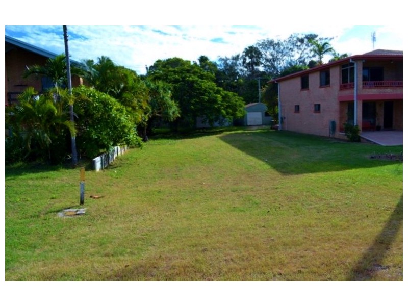 922 Scenic Highway, Kinka Beach QLD 4703