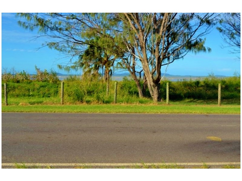922 Scenic Highway, Kinka Beach QLD 4703
