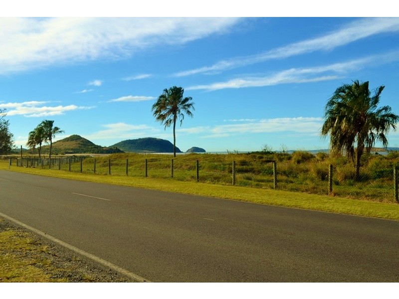 922 Scenic Highway, Kinka Beach QLD 4703