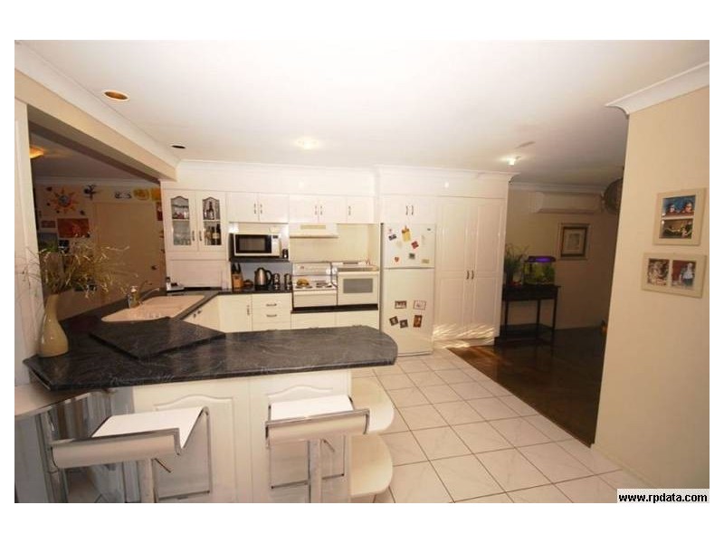 3a School Street, Yeppoon QLD 4703