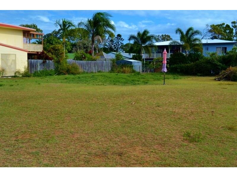 24 Coolwaters Esplanade, Kinka Beach QLD 4703
