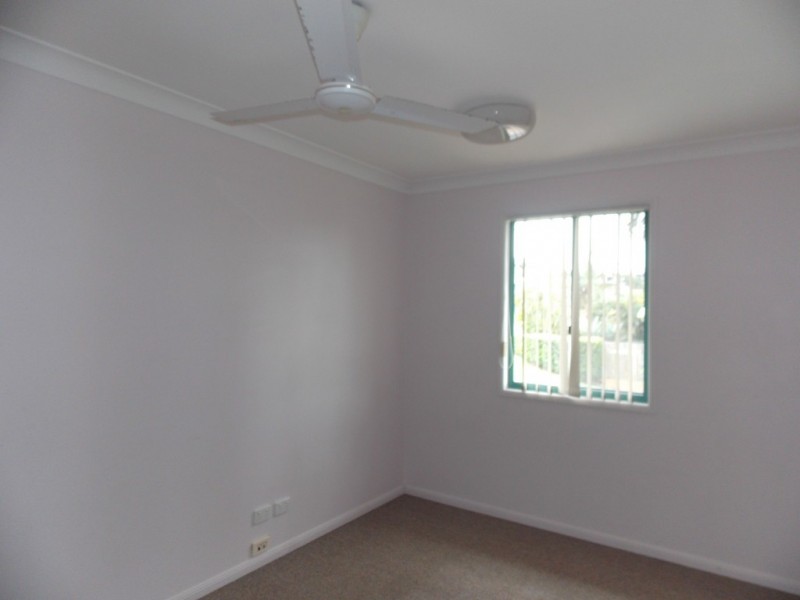 33 Olympia Avenue, Pacific Heights QLD 4703