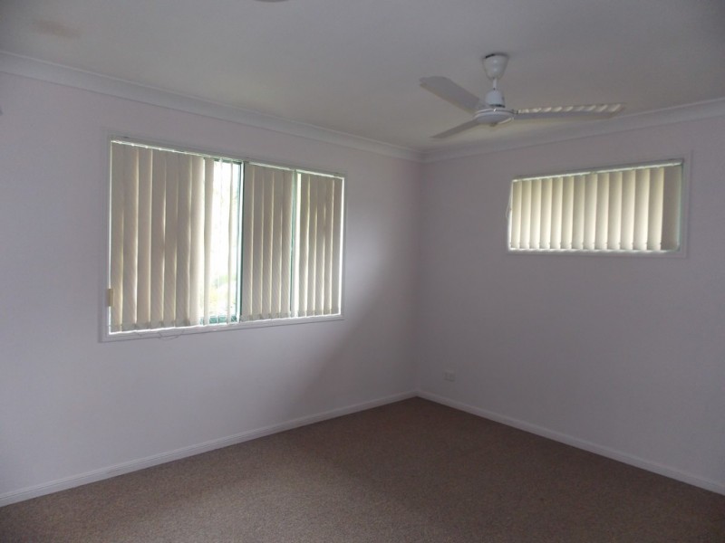 33 Olympia Avenue, Pacific Heights QLD 4703