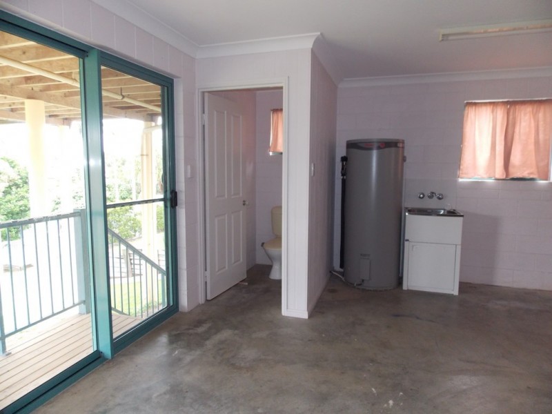 33 Olympia Avenue, Pacific Heights QLD 4703