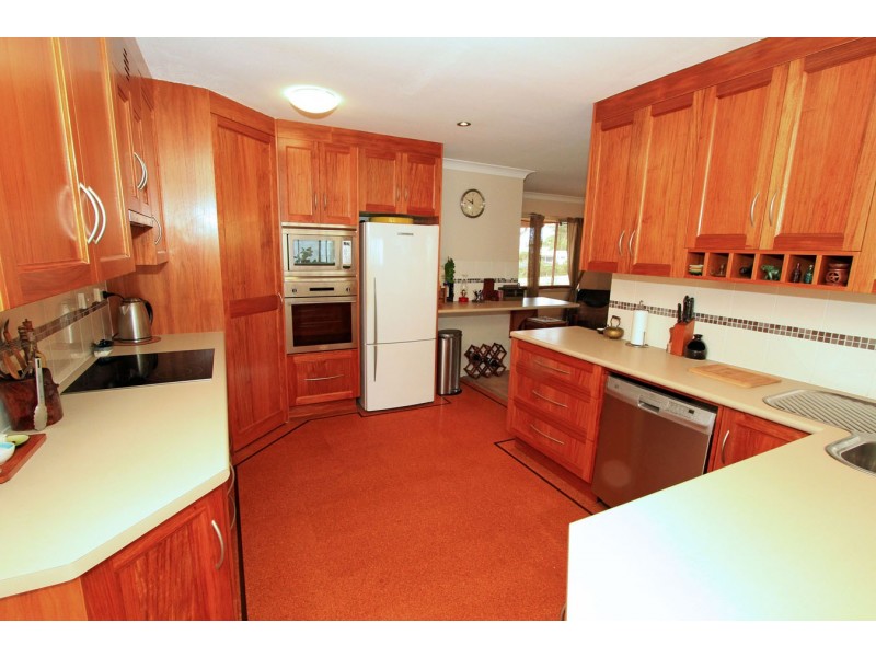 28 Thomas Street, Emu Park QLD 4710