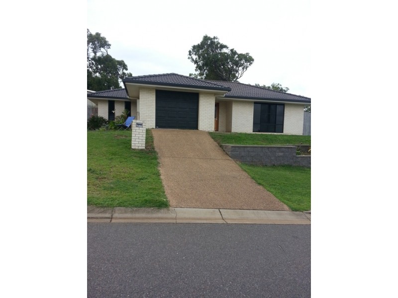 13 Driftwood Drive, Rosslyn QLD 4703