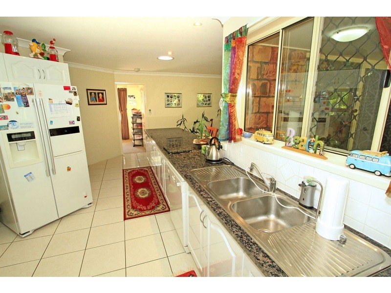 31 Singleton Street, Zilzie QLD 4710