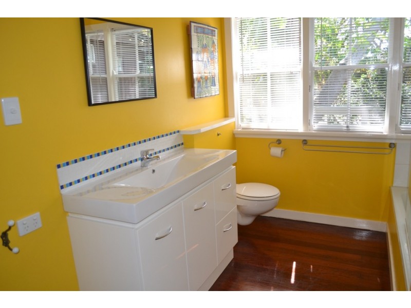 656 Scenic Highway, Mulambin QLD 4703