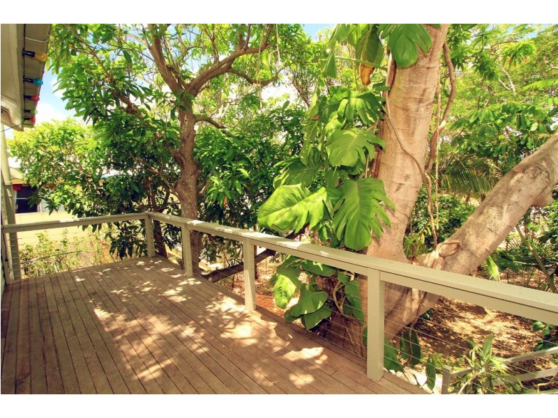 656 Scenic Highway, Mulambin QLD 4703