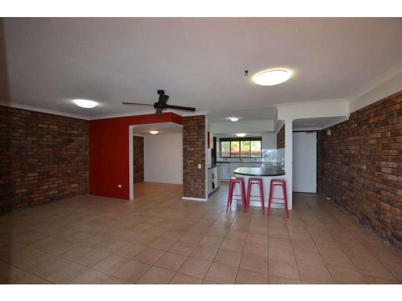 9/10 Kerr Street, Meikleville Hill QLD 4703