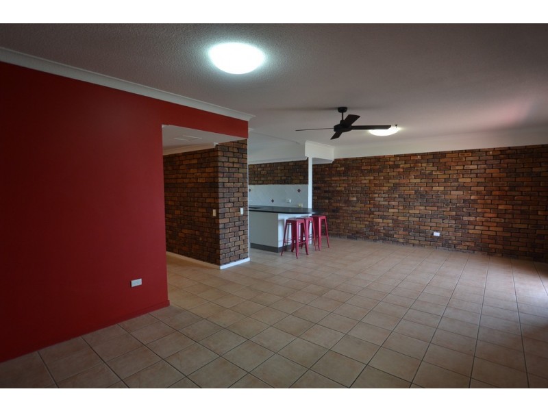 9/10 Kerr Street, Meikleville Hill QLD 4703