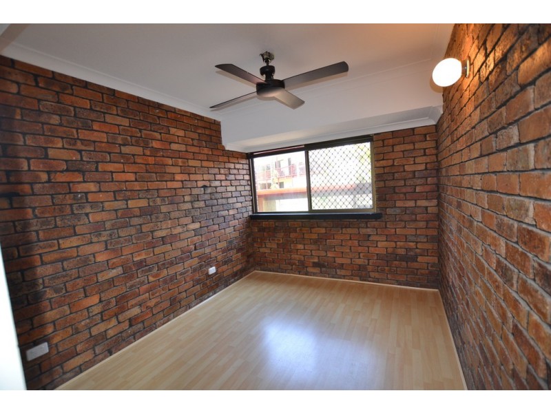 9/10 Kerr Street, Meikleville Hill QLD 4703