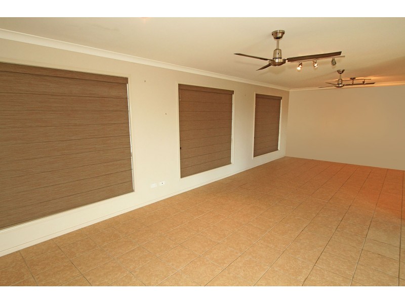 75 Amalfi Drive, Zilzie QLD 4710