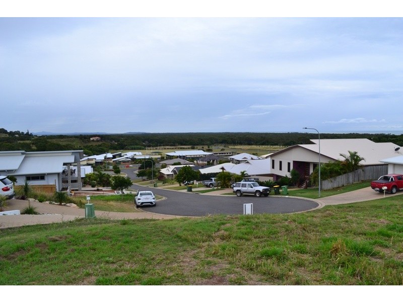 17 Barrington Court, Pacific Heights QLD 4703