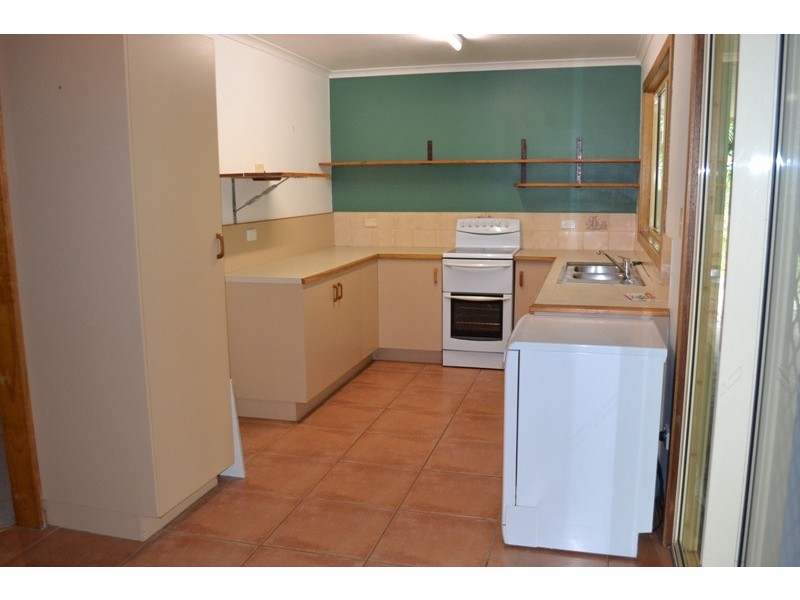 1048 Scenic Highway, Kinka Beach QLD 4703