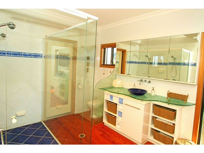 142 Schofield Parade, Keppel Sands QLD 4702