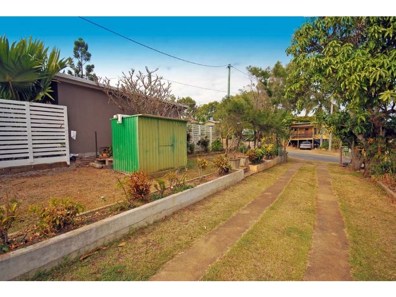27 Matthew Flinders Drive, Cooee Bay QLD 4703