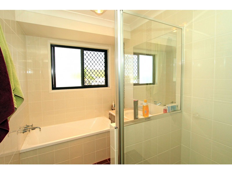 31 Miami Crescent, Pacific Heights QLD 4703