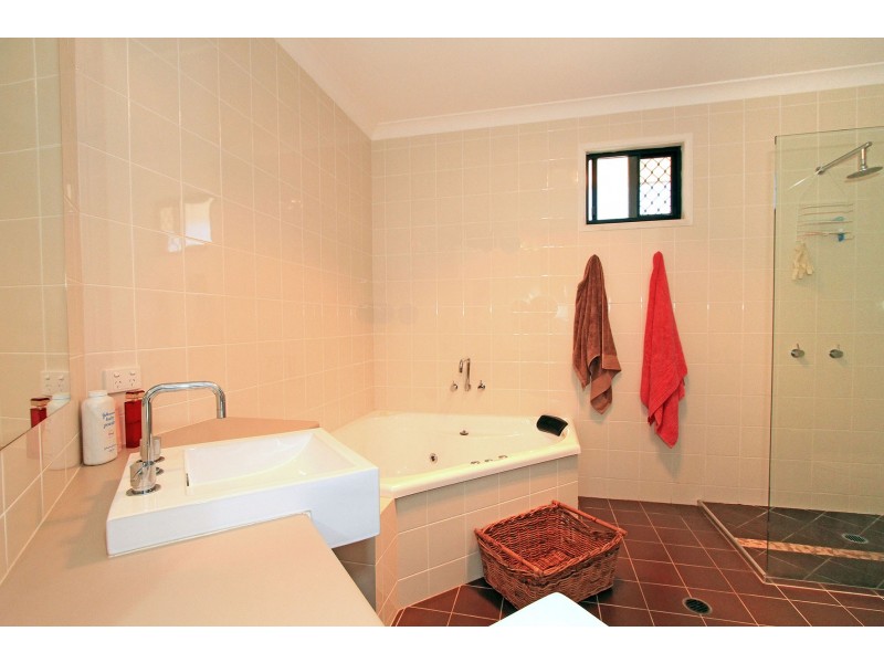 31 Miami Crescent, Pacific Heights QLD 4703