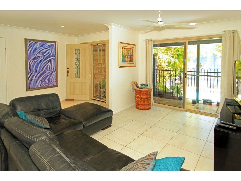 18 Macaulay Way, Pacific Heights QLD 4703