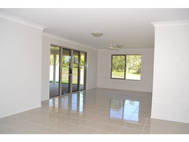 3 Webb Place, Barmaryee QLD 4703