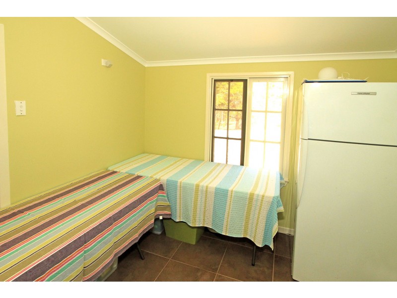 80 Hoys Road, Coowonga QLD 4702