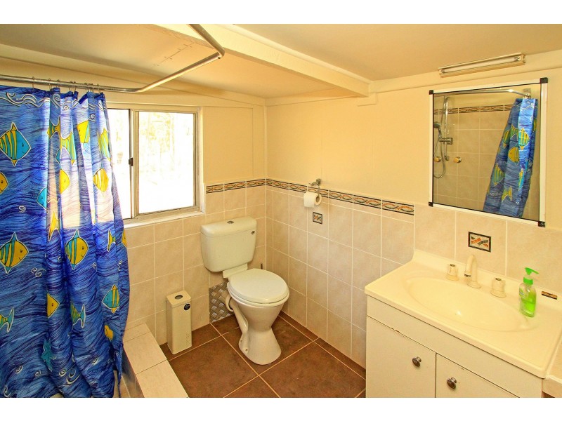 80 Hoys Road, Coowonga QLD 4702