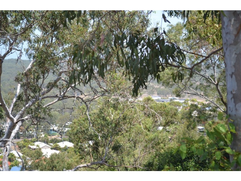 5 Banksia Place, Taranganba QLD 4703