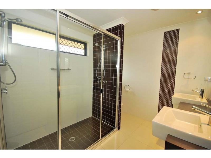4 Vaglass Street, Yeppoon QLD 4703