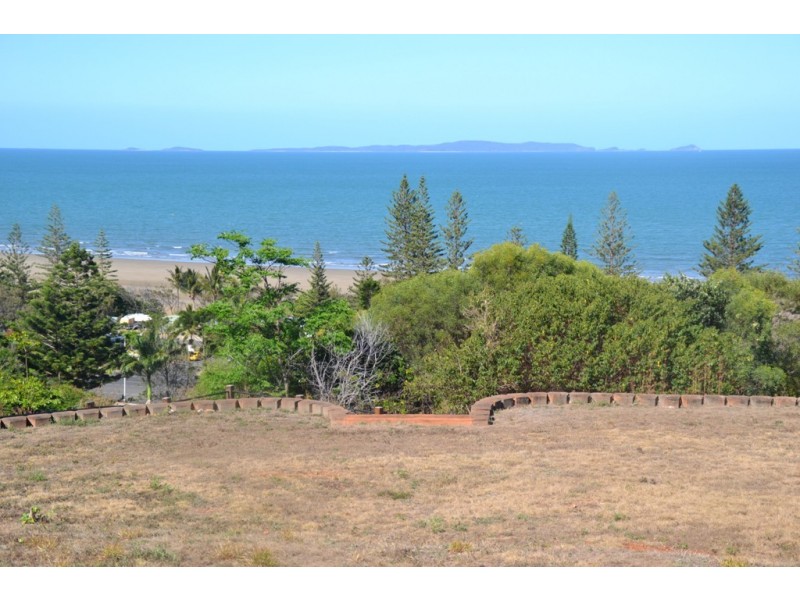 8 Gus Moore Street, Yeppoon QLD 4703