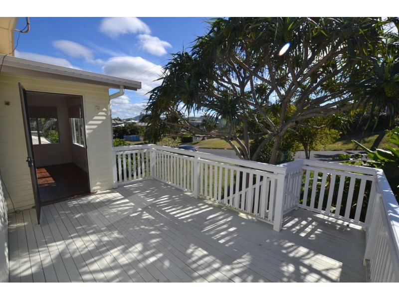 10 Cathne Street TENANT APPROVED, Cooee Bay QLD 4703