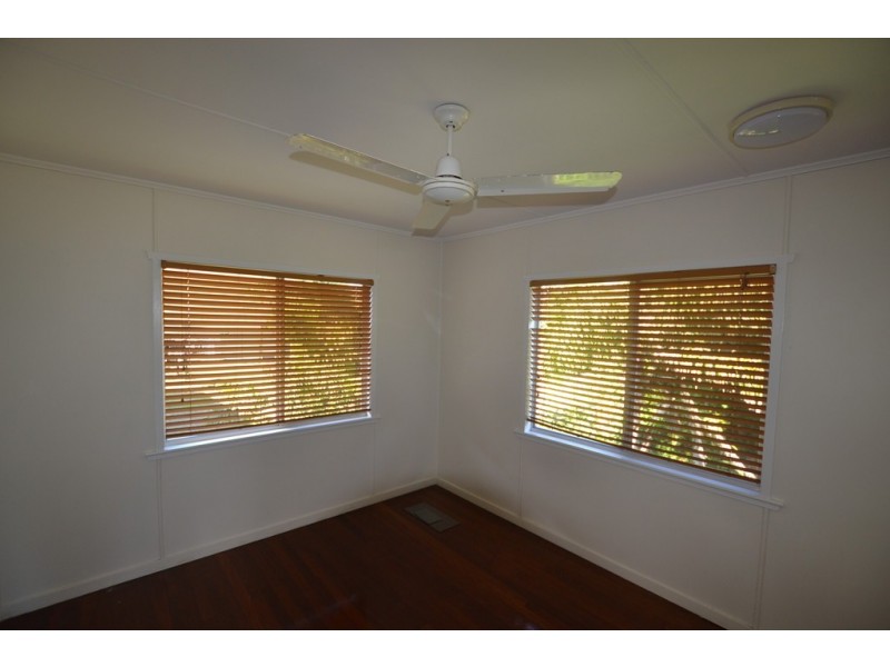 10 Cathne Street TENANT APPROVED, Cooee Bay QLD 4703