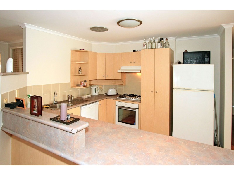 1 Rowe Crescent, Taranganba QLD 4703