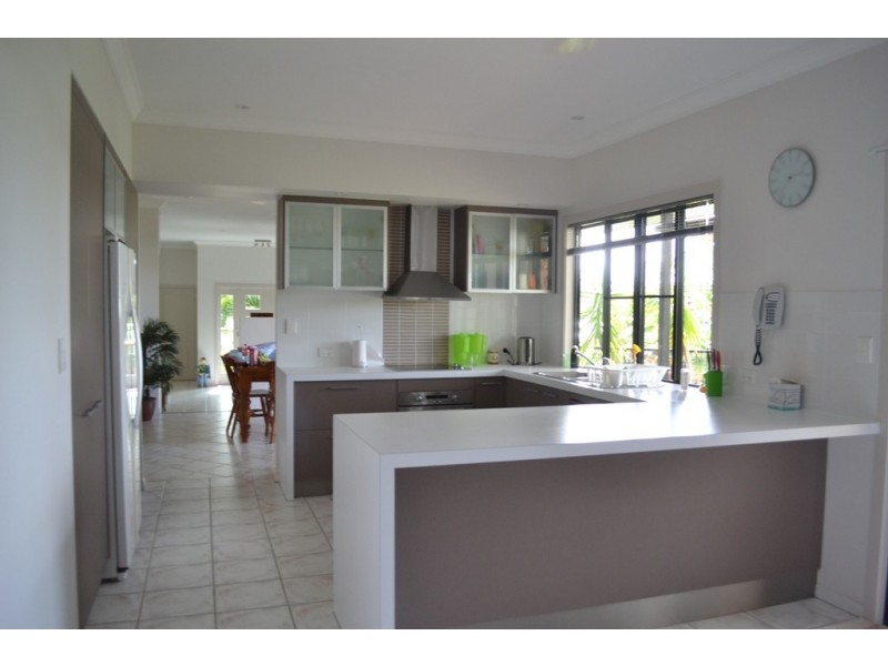 76 Carbeen Drive, Taranganba QLD 4703