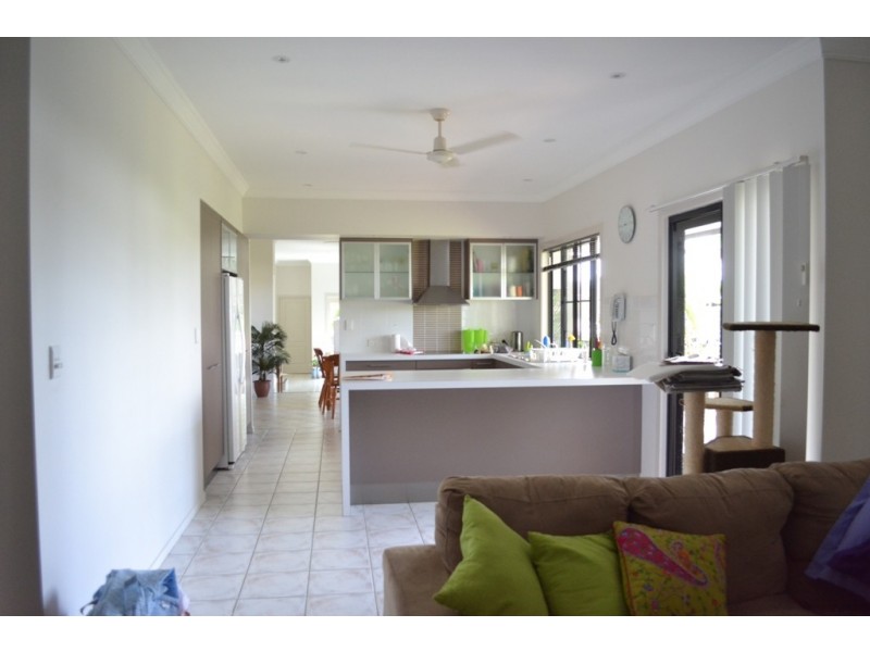 76 Carbeen Drive, Taranganba QLD 4703