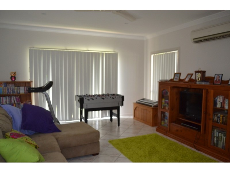 76 Carbeen Drive, Taranganba QLD 4703