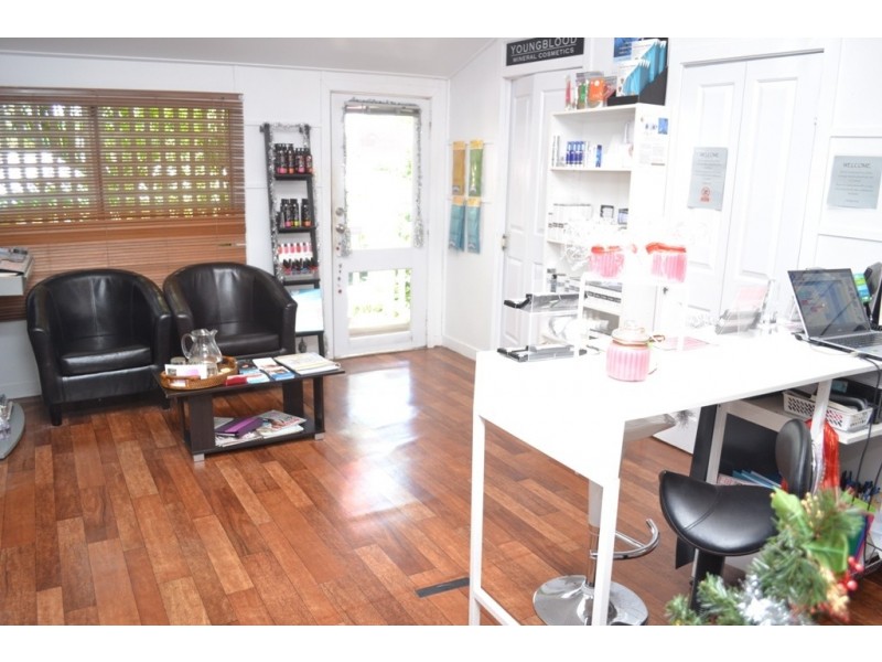 33 Hill Street, Yeppoon QLD 4703