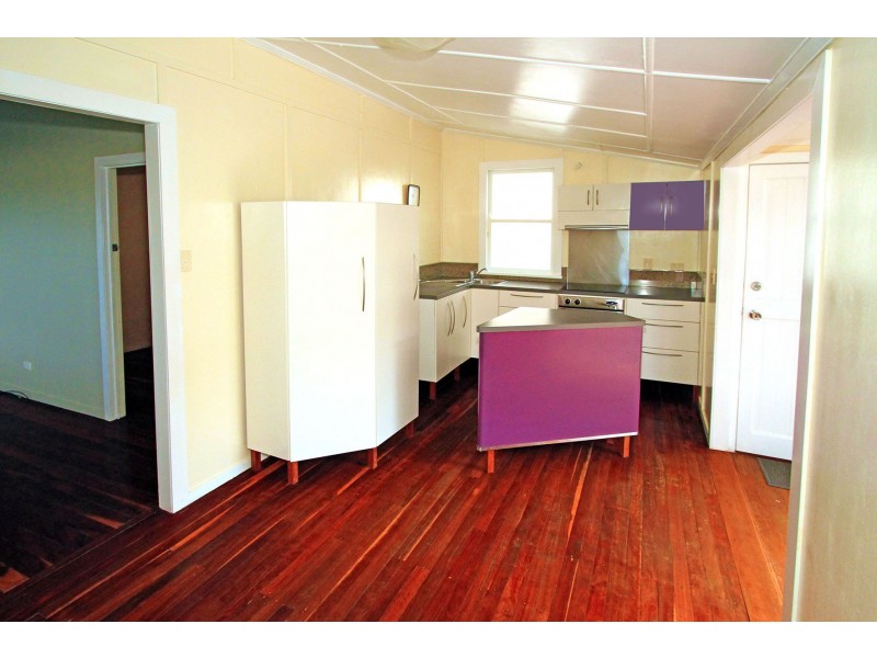 57 Matthew Flinders Drive, Cooee Bay QLD 4703