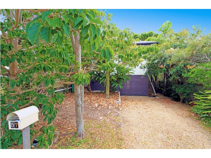 57 Matthew Flinders Drive, Cooee Bay QLD 4703